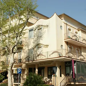 Verudella Отель